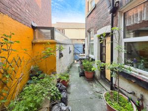 Rear yard- click for photo gallery